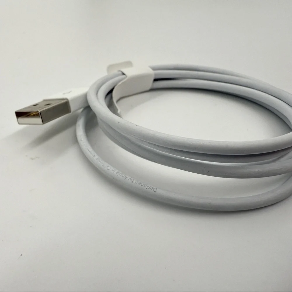 Genuine OEM Apple White Charging Cable USB to Lightning Adapter 1m iPhone iPad